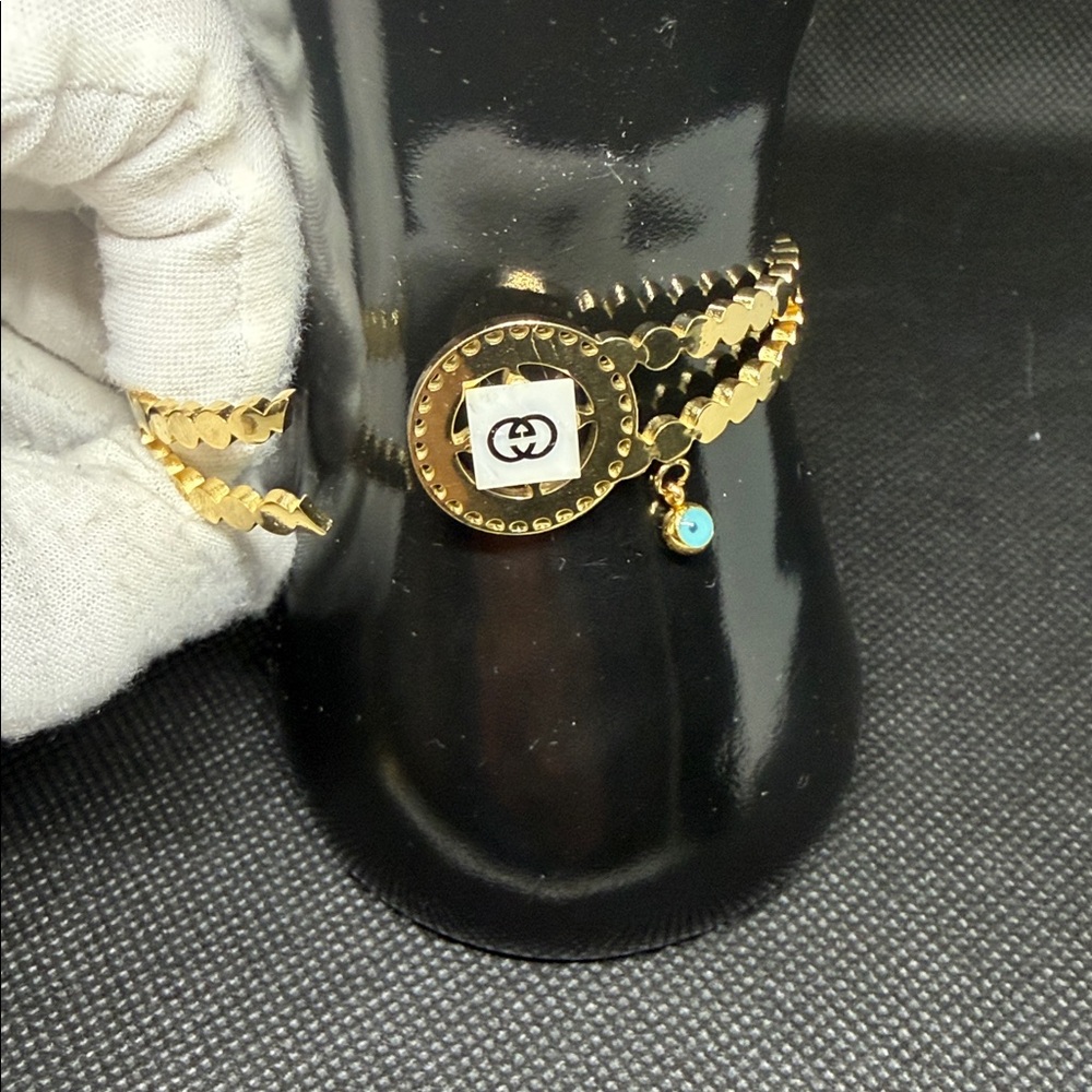 ✅PRICE IS FIRM ✅ Fashion Gold Bracelet with Turquoise Accent - Picture 2 of 3